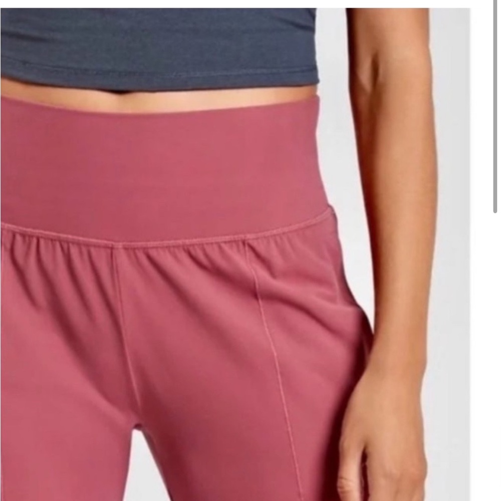 Athleta Salutation Jogger Powervita Victorian Berry XS EUC - Picture 2 of 7